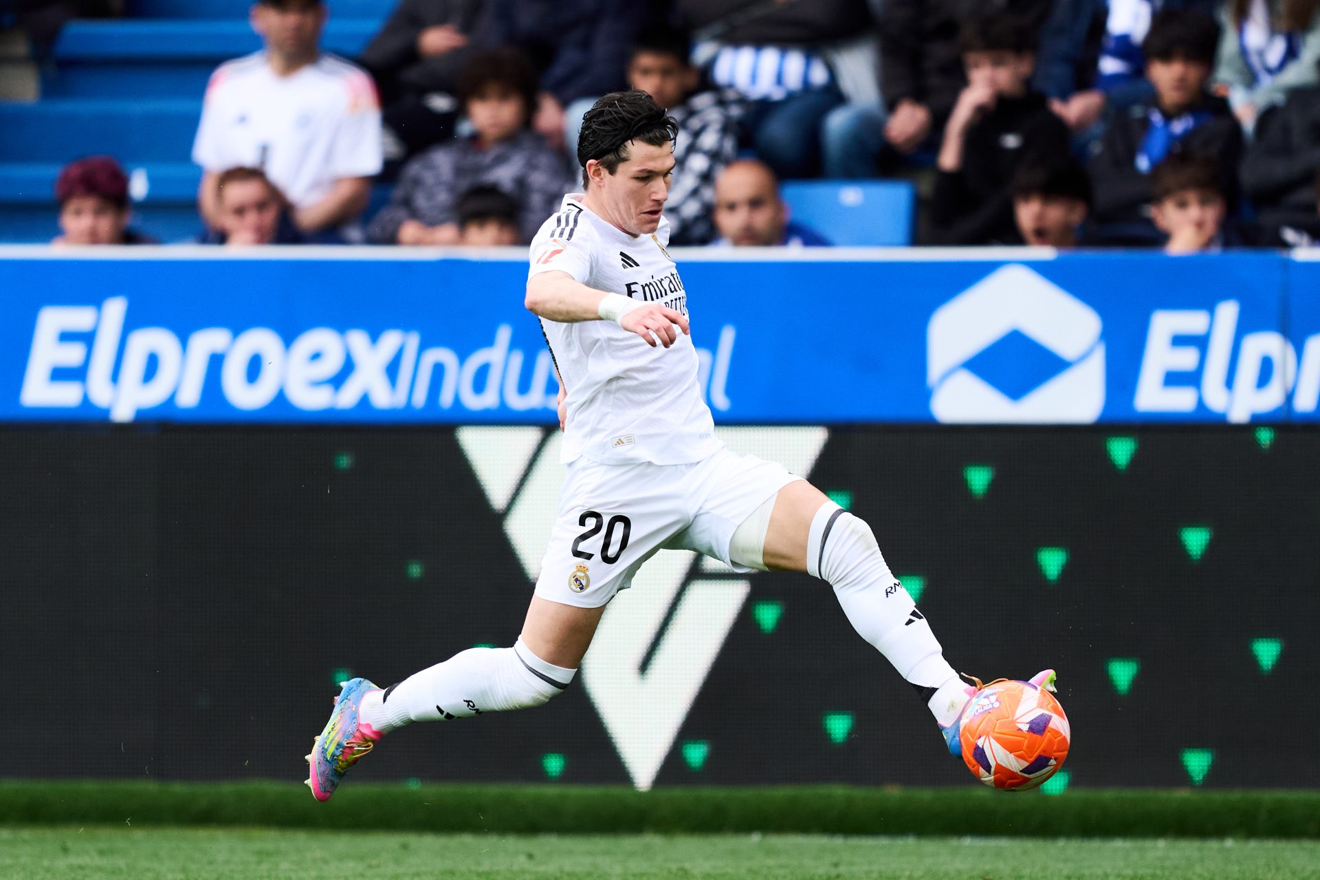 Real Madrid will sell one of two defenders to make room for new arrival